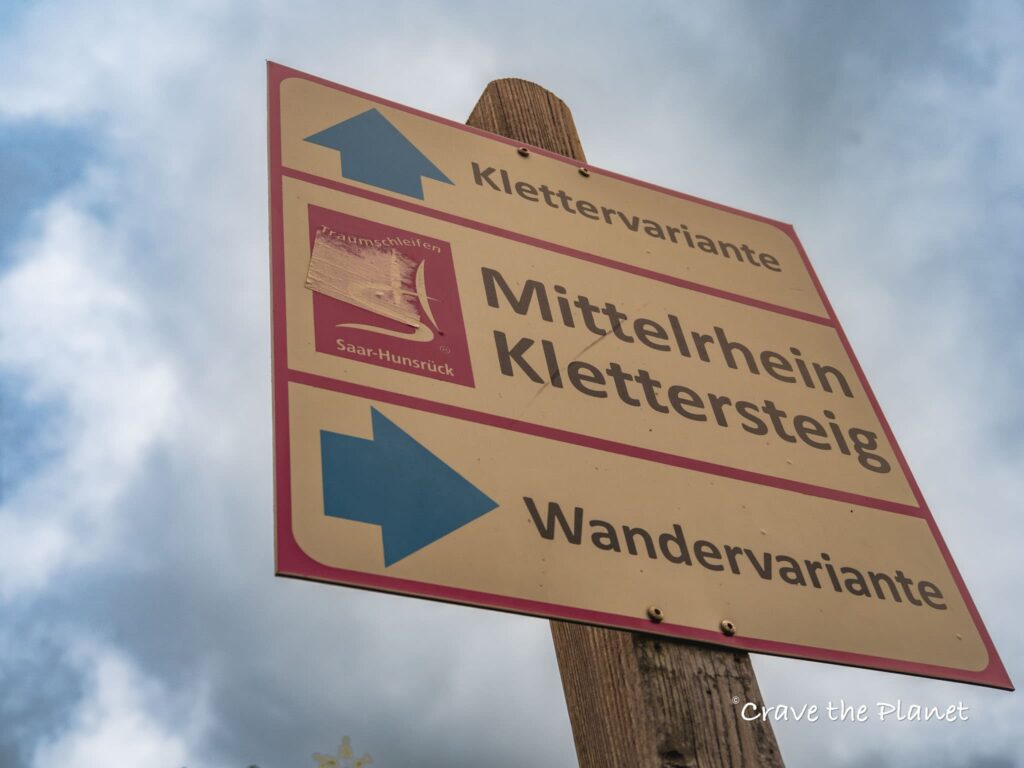 signage for the mittelrhein klettersteig hike in boppard