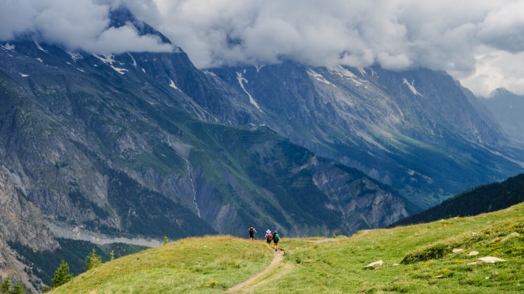 Tour du Mont Blanc PDF Camping