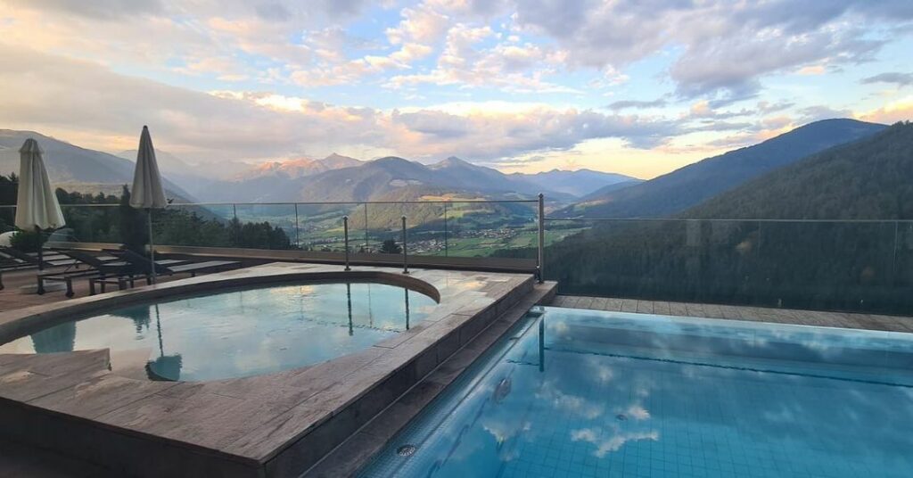 best pool to stay in dolomites